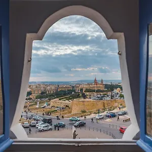 vizitați hotelul