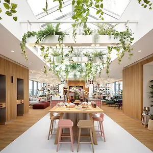 4* Aparthotel Zoku