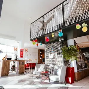 vizitați hotelul