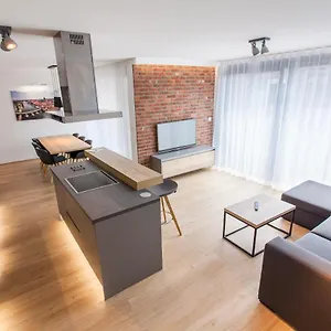 Marina Aparthotel Řezno
